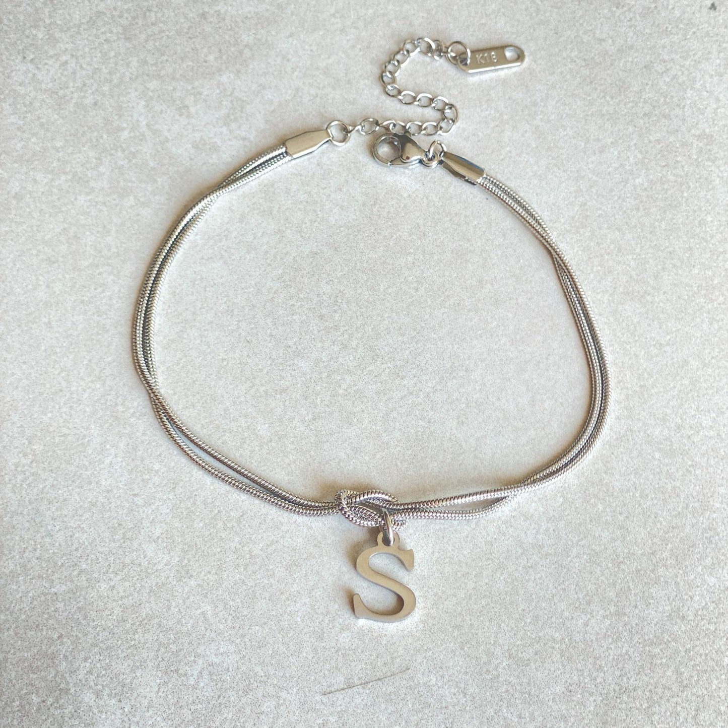 Personalized Love Knot Initial Bracelet Gold Snake Chain Stainless Steel Jewelry for Couples