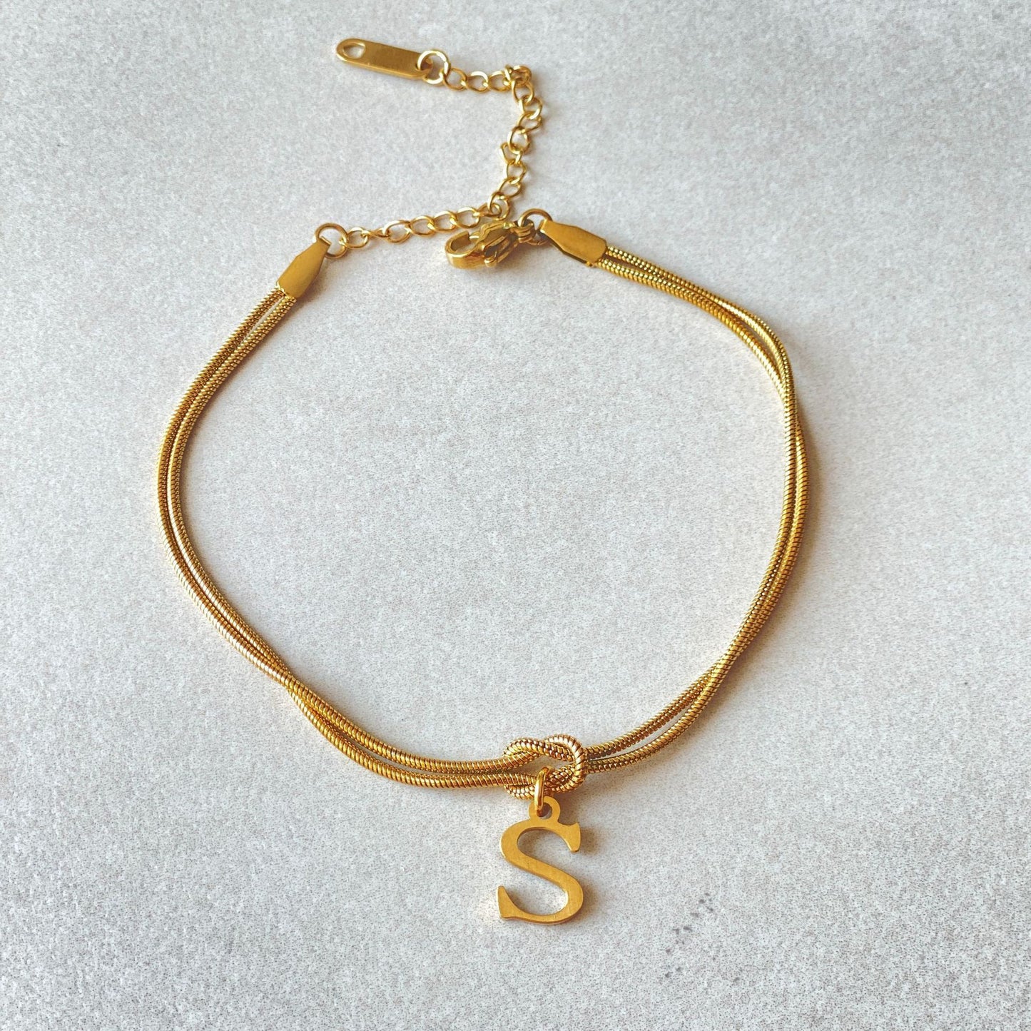 Personalized Love Knot Initial Bracelet Gold Snake Chain Stainless Steel Jewelry for Couples