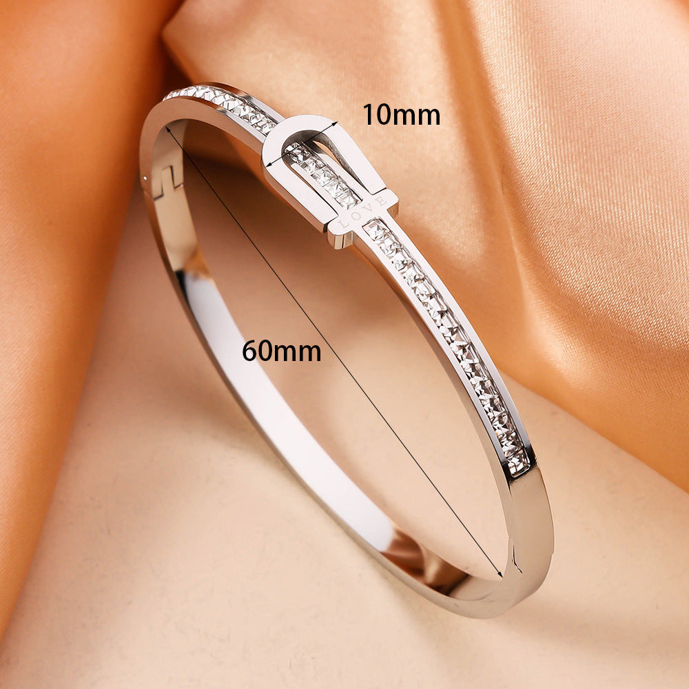 Gold-Plated Stainless Steel Bangle Bracelet Elegant Fashion Jewelry Gift for Women