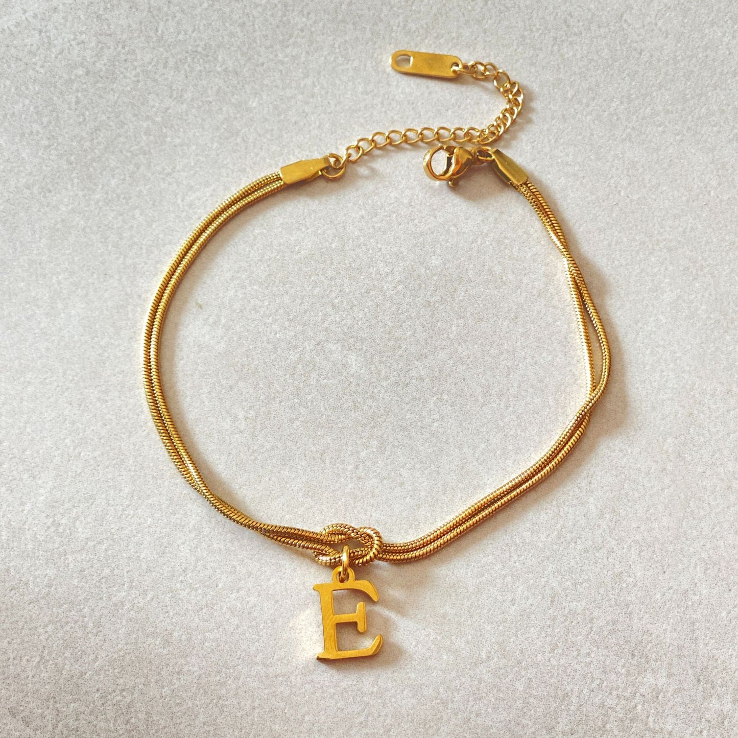 Personalized Love Knot Initial Bracelet Gold Snake Chain Stainless Steel Jewelry for Couples